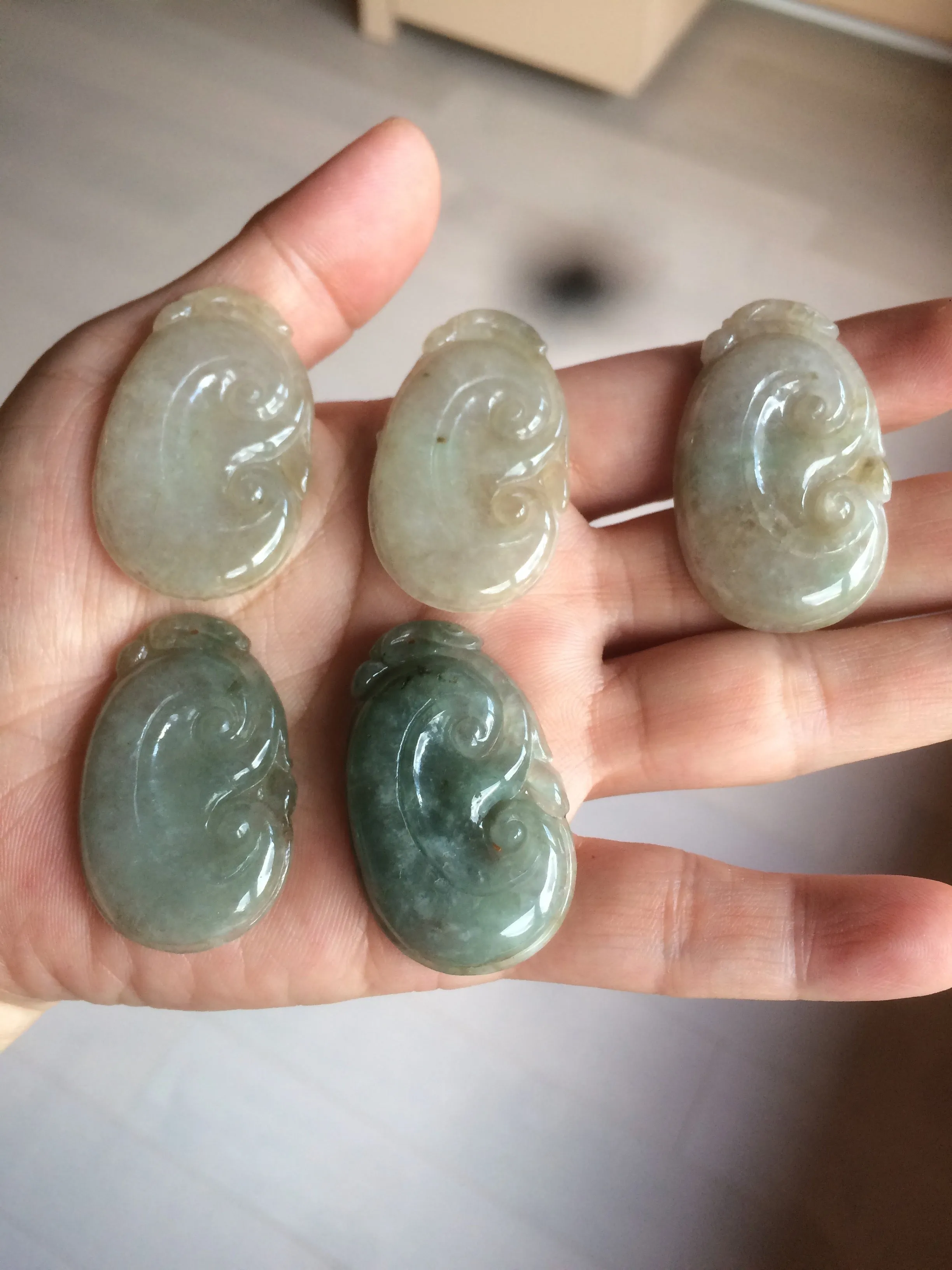 100% Natural type A dark green/light green/gray jadeite Jade RuYi(如意) pendant BF75