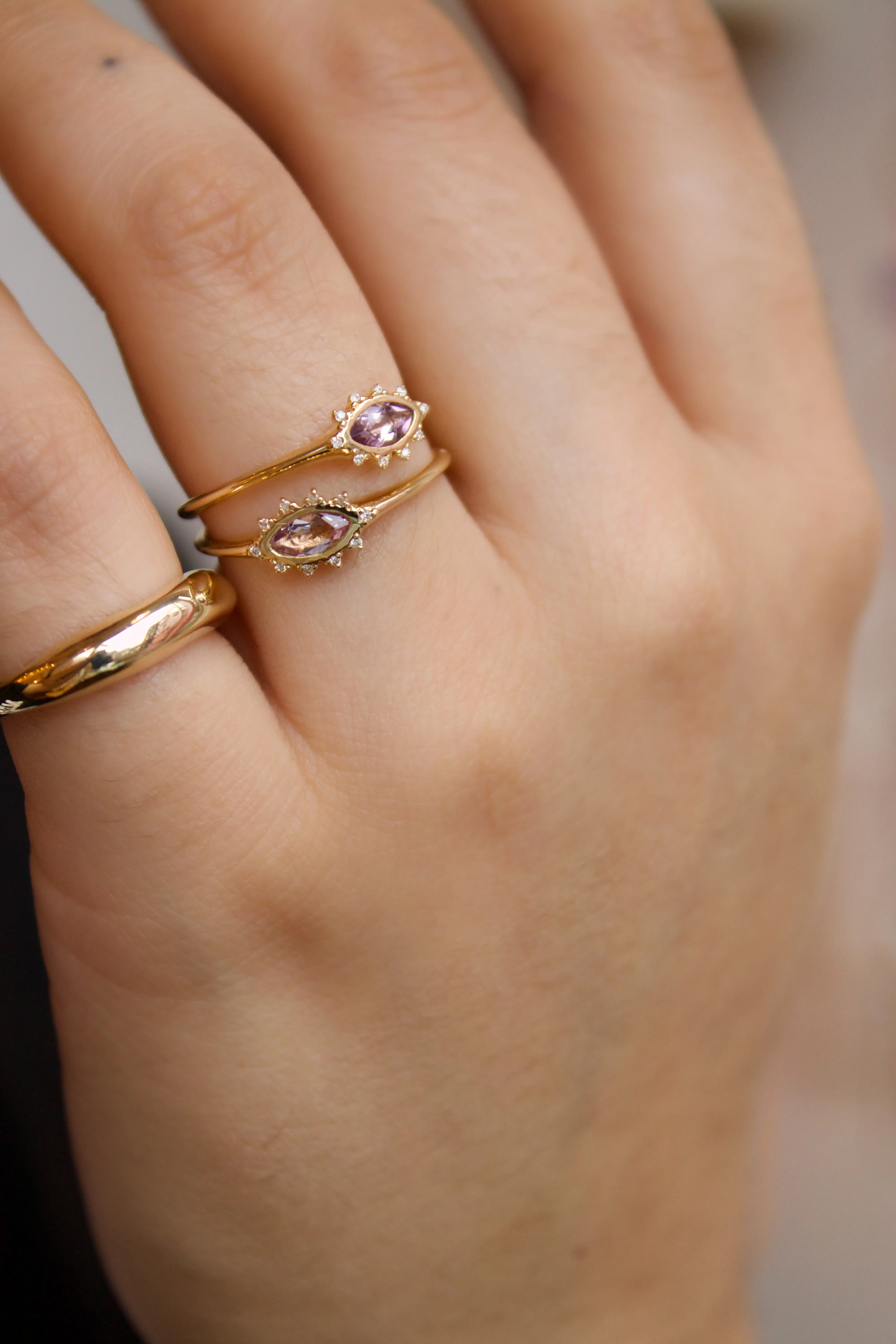 Dazzling Eye Ring In Amethyst