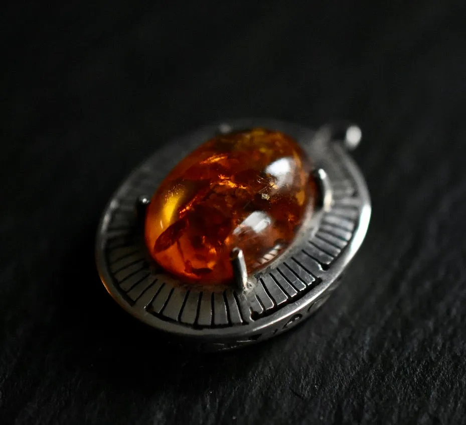 Extravagant Vintage Baltic Amber Silver Sterling 925 Pendant