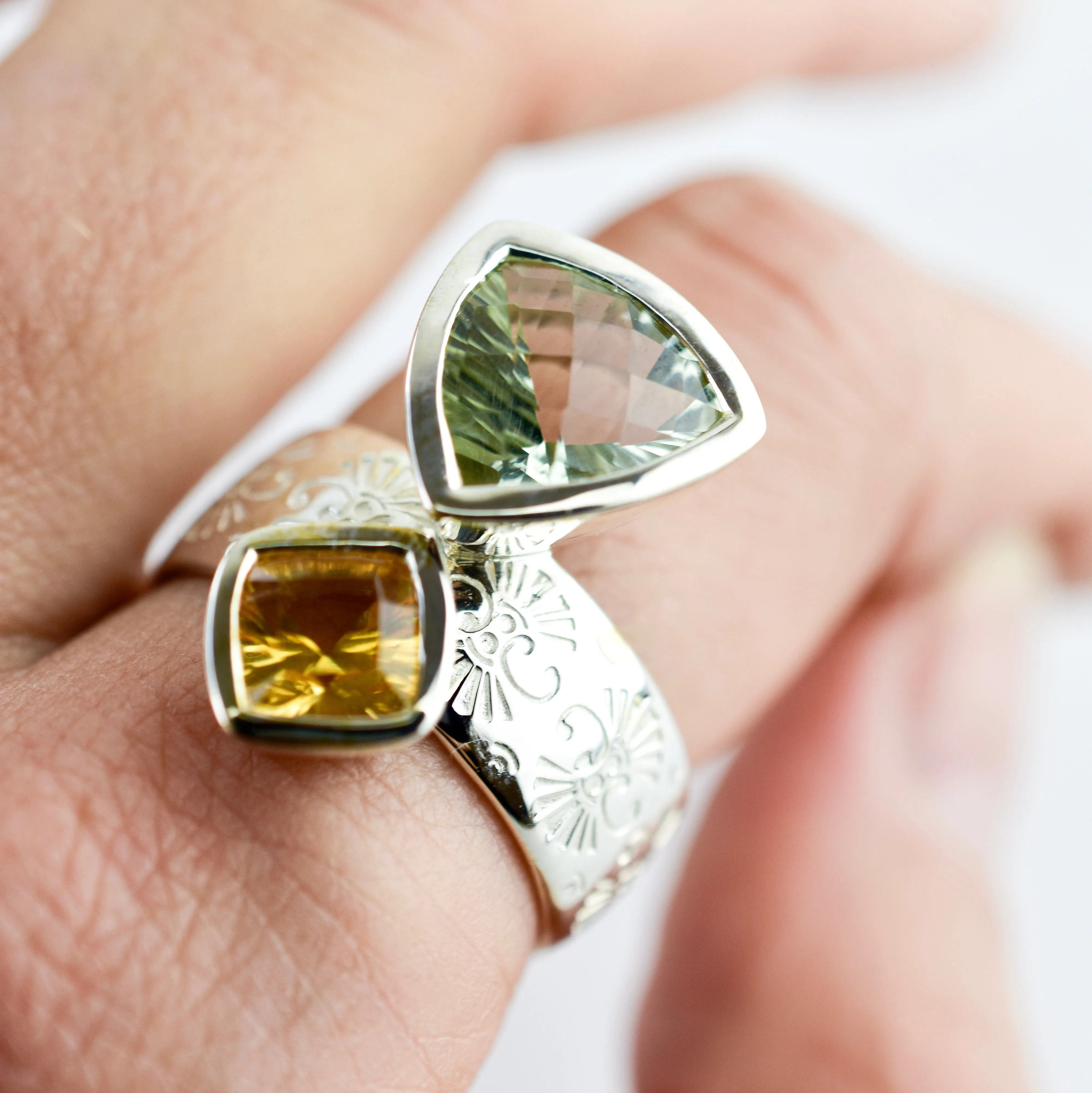 Gemstone Pattern Ring Ai162