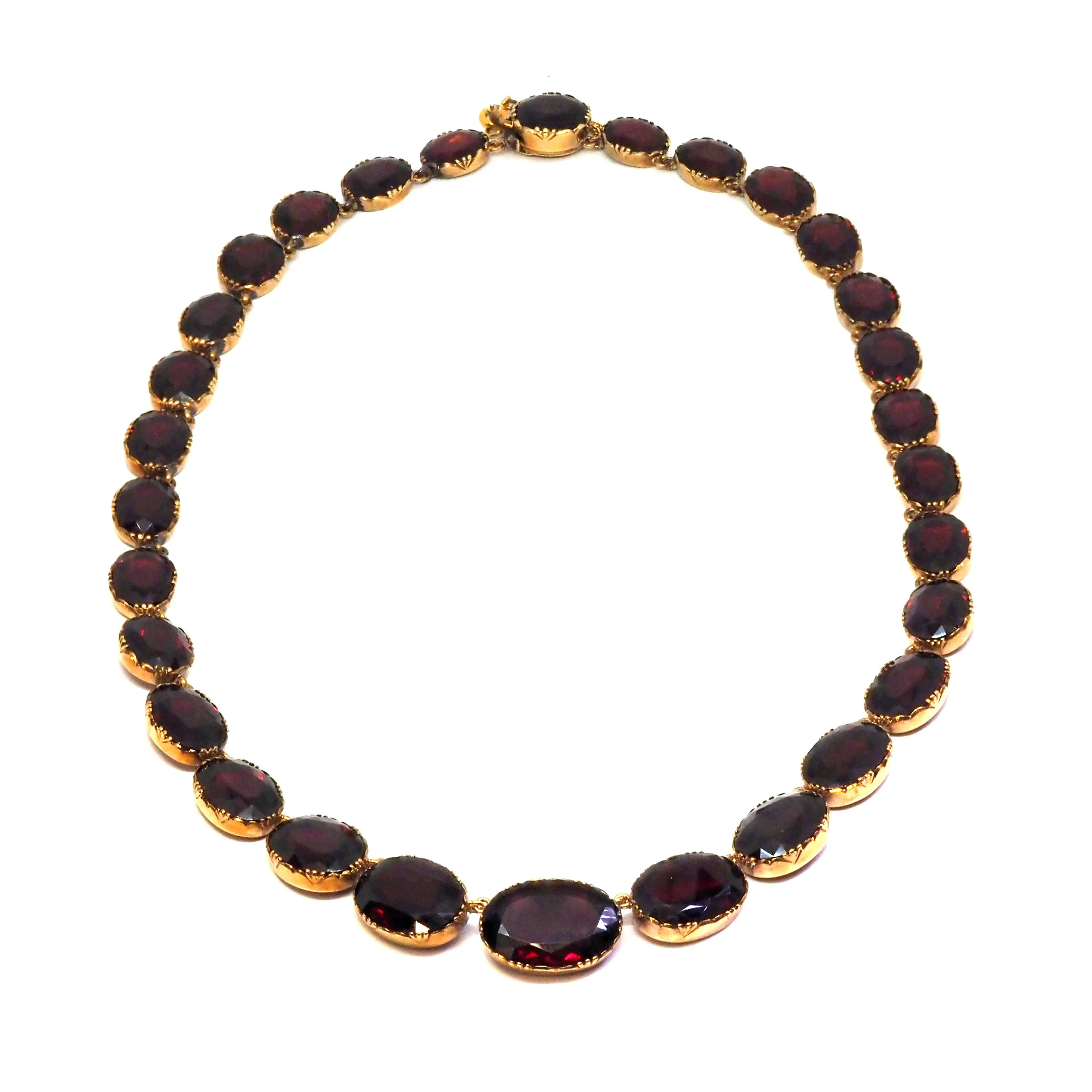 Georgian 15ct Yellow Gold Graduated Oval Garnet Necklace