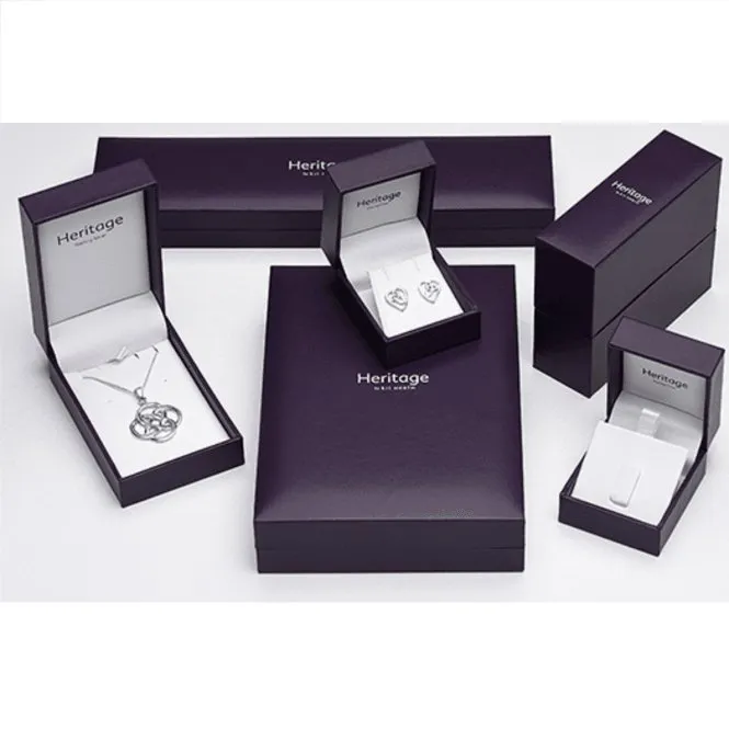 Heritage Lavenda Thistle Amethyst Stud Earrings 3221AM018