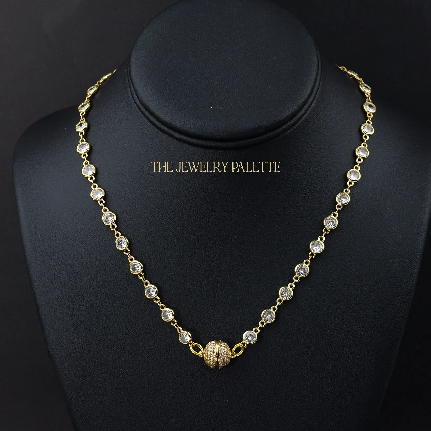 Kiara single chain choker necklace