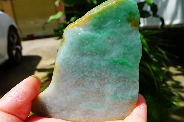 Natural Jade Rough Jadeite Raw (109g,7.8X6.7X1.1cm)