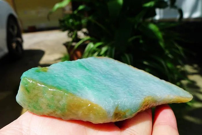 Natural Jade Rough Jadeite Raw (109g,7.8X6.7X1.1cm)