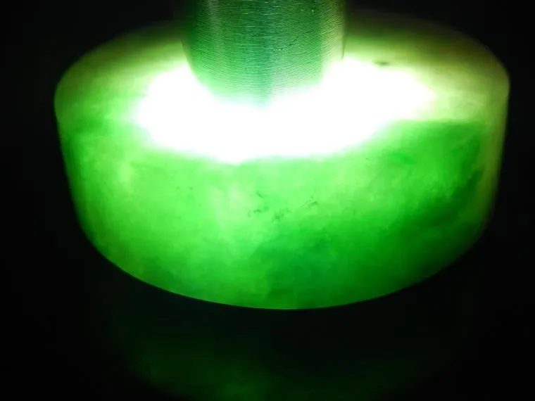 Natural Jade Rough Jadeite Raw (130g, 55X55X16mm)