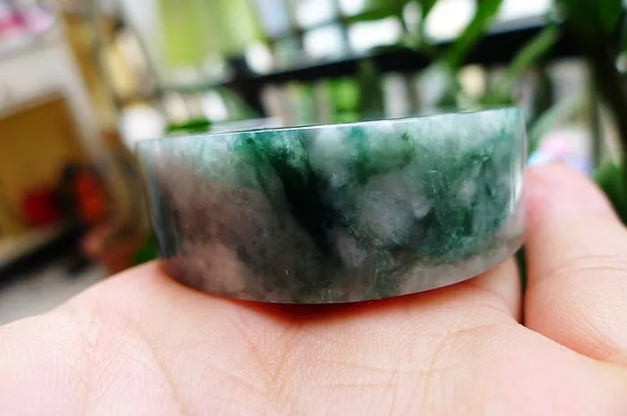 Natural Jade Rough Jadeite Raw (139g,5.5X1.78cm)
