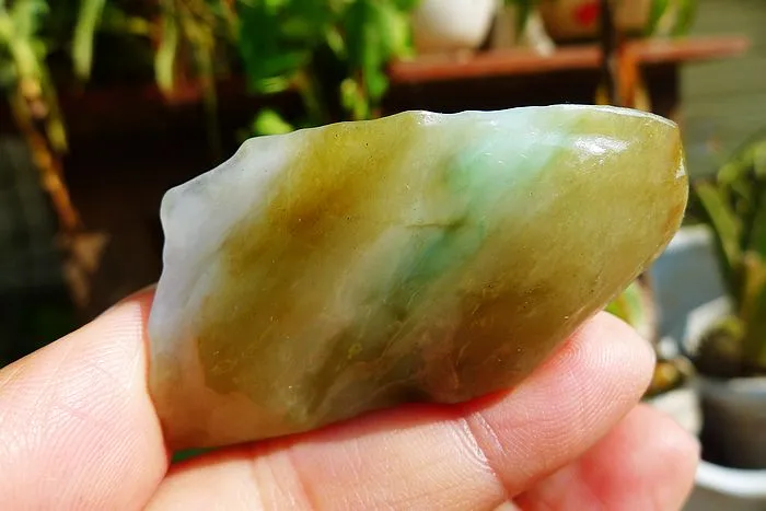 Natural Jade Rough Jadeite Raw (25g,4.9X2.5X0.9cm)