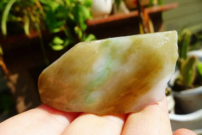 Natural Jade Rough Jadeite Raw (25g,4.9X2.5X0.9cm)