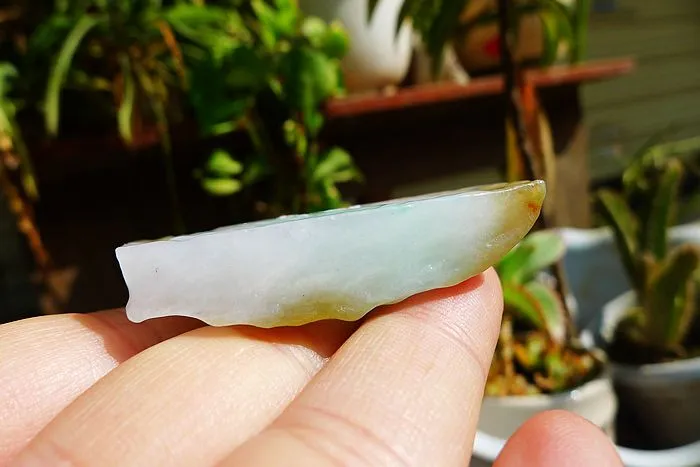 Natural Jade Rough Jadeite Raw (25g,4.9X2.5X0.9cm)