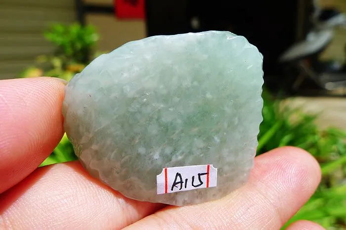 Natural Jade Rough Jadeite Raw (27g,4.1X3.3X1cm)