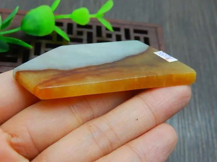 Natural Jade Rough Jadeite Raw (29g, 62X34X4.8mm)