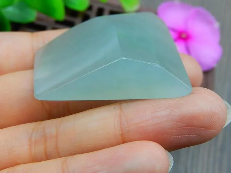 Natural Jade Rough Jadeite Raw (33g, 39X38X11mm)