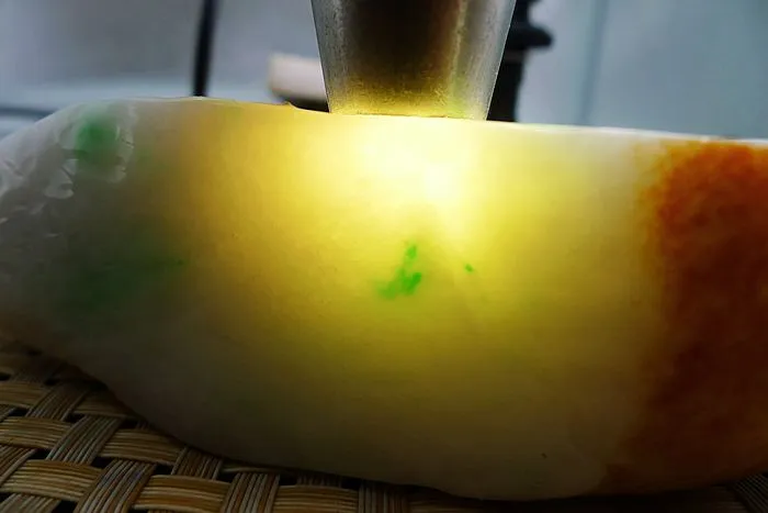 Natural Jade Rough Jadeite Raw (440g,12X5.8X3.8cm)