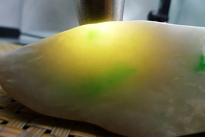 Natural Jade Rough Jadeite Raw (440g,12X5.8X3.8cm)