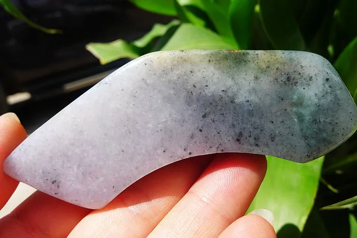 Natural Jade Rough Jadeite Raw (69g,9.2X3.1X1.2cm)