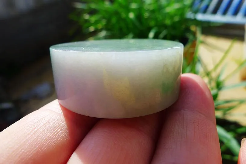 Natural Jade Rough Jadeite Raw (73g,4.1X4.1X1.6cm)