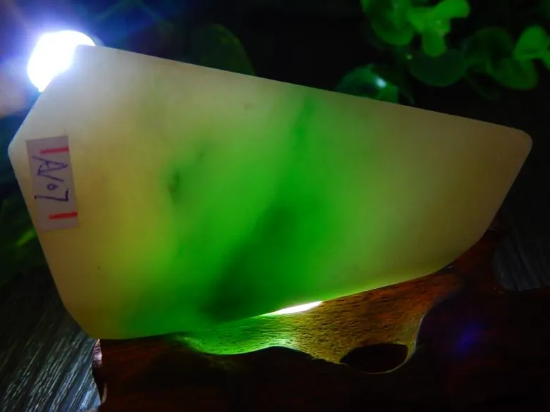 Natural Jade Rough Jadeite Raw (75g, 66X42X12.5mm)