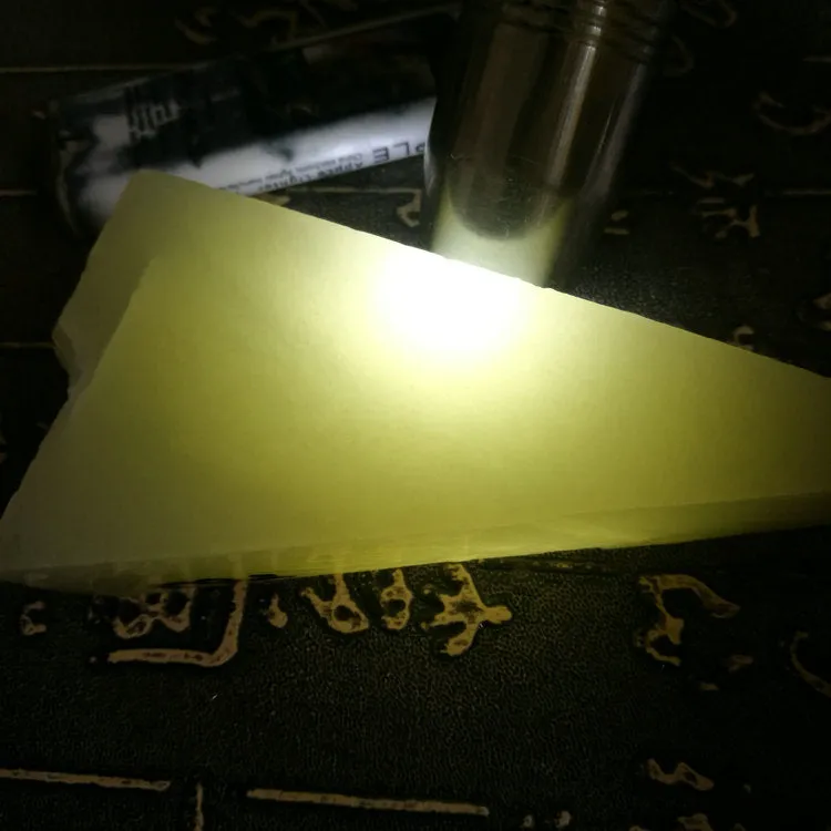 Natural Kunlun Jade Rough Nephrite Raw (133g, 9.9X4X2cm)
