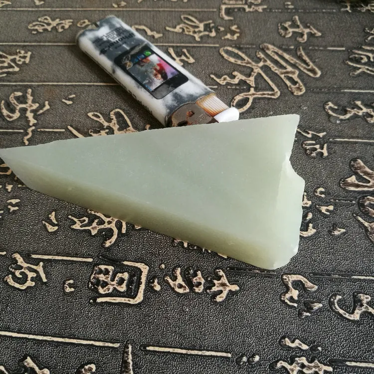 Natural Kunlun Jade Rough Nephrite Raw (133g, 9.9X4X2cm)