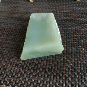 Natural Kunlun Jade Rough Nephrite Raw (304g,6.3X5.5X3.1cm)