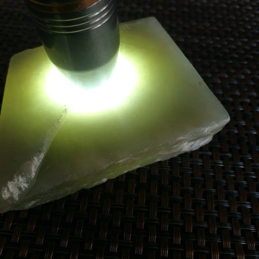 Natural Kunlun Jade Rough Nephrite Raw (304g,6.3X5.5X3.1cm)