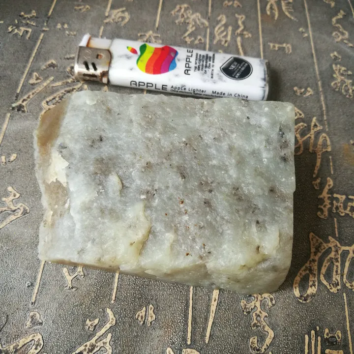Natural Kunlun Jade Rough Nephrite Raw (313g, 9X6X3cm)