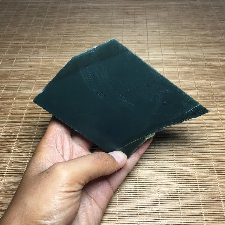 Natural Kunlun Jade Rough Nephrite Raw (550g, 9X8.5X2cm)