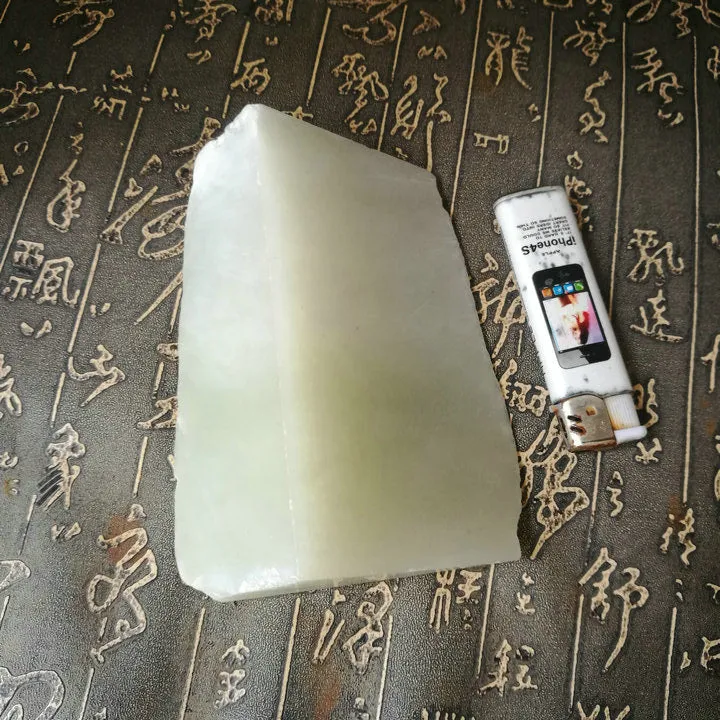 Natural Kunlun Jade Rough Nephrite Raw (779g, 12X7X3.5cm)