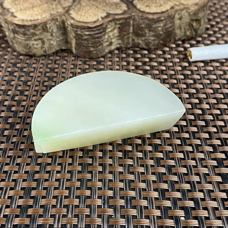 Natural Kunlun Jade Rough Nephrite Raw (85g,6.0X3.5X2.0cm)