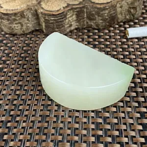 Natural Kunlun Jade Rough Nephrite Raw (85g,6.0X3.5X2.0cm)