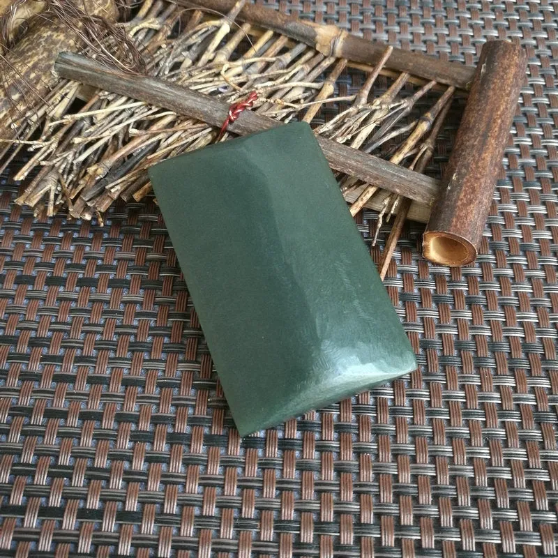 Natural Kunlun Jade Rough Nephrite Raw (86g,6.9X4.3X1.3cm)
