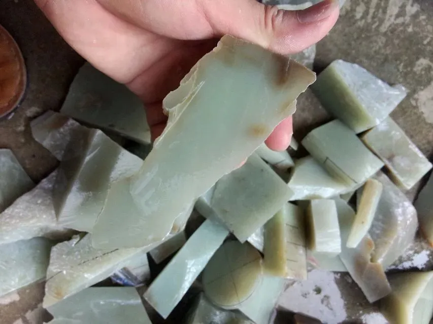 Natural Kunlun Jade Rough Nephrite Remains Around 8kg