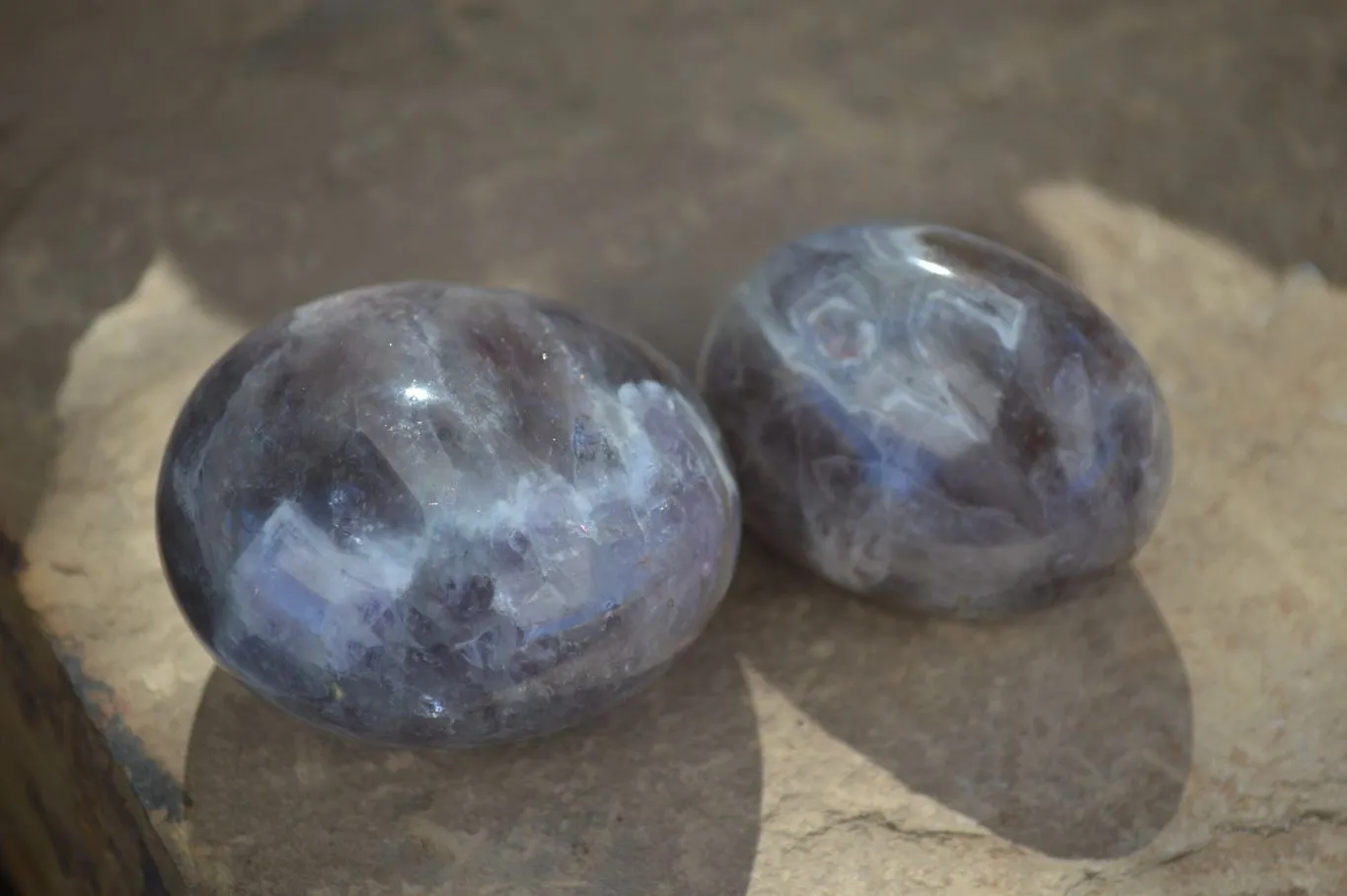 Polished Smokey Dream Amethyst Galet - Palm Stones x 12 From Madagascar